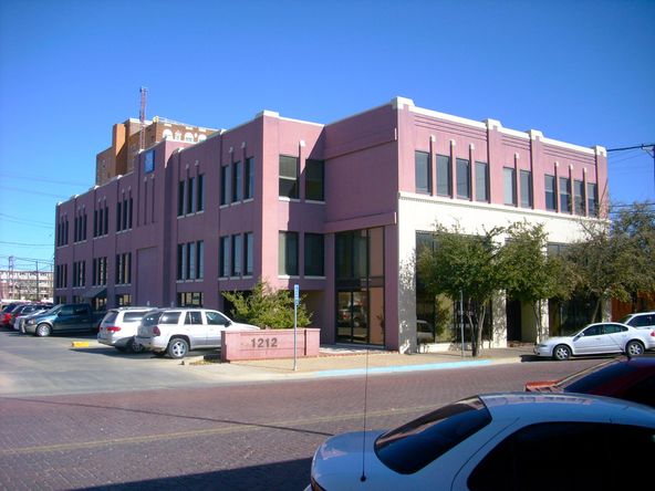 1212 13th St, Lubbock, TX 79401